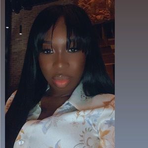 Meet your Posher, Sheyvonne